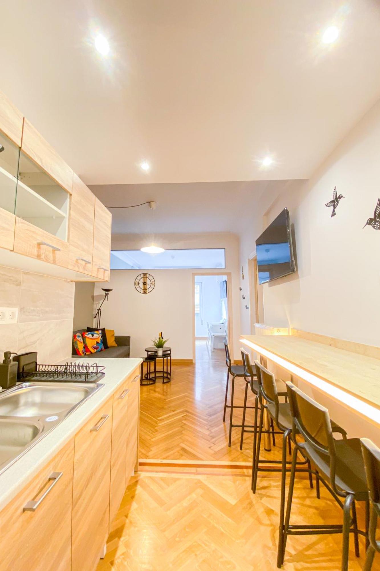 Syntagma Square, 100Sqm Luxurious Family Apt Афіни Екстер'єр фото